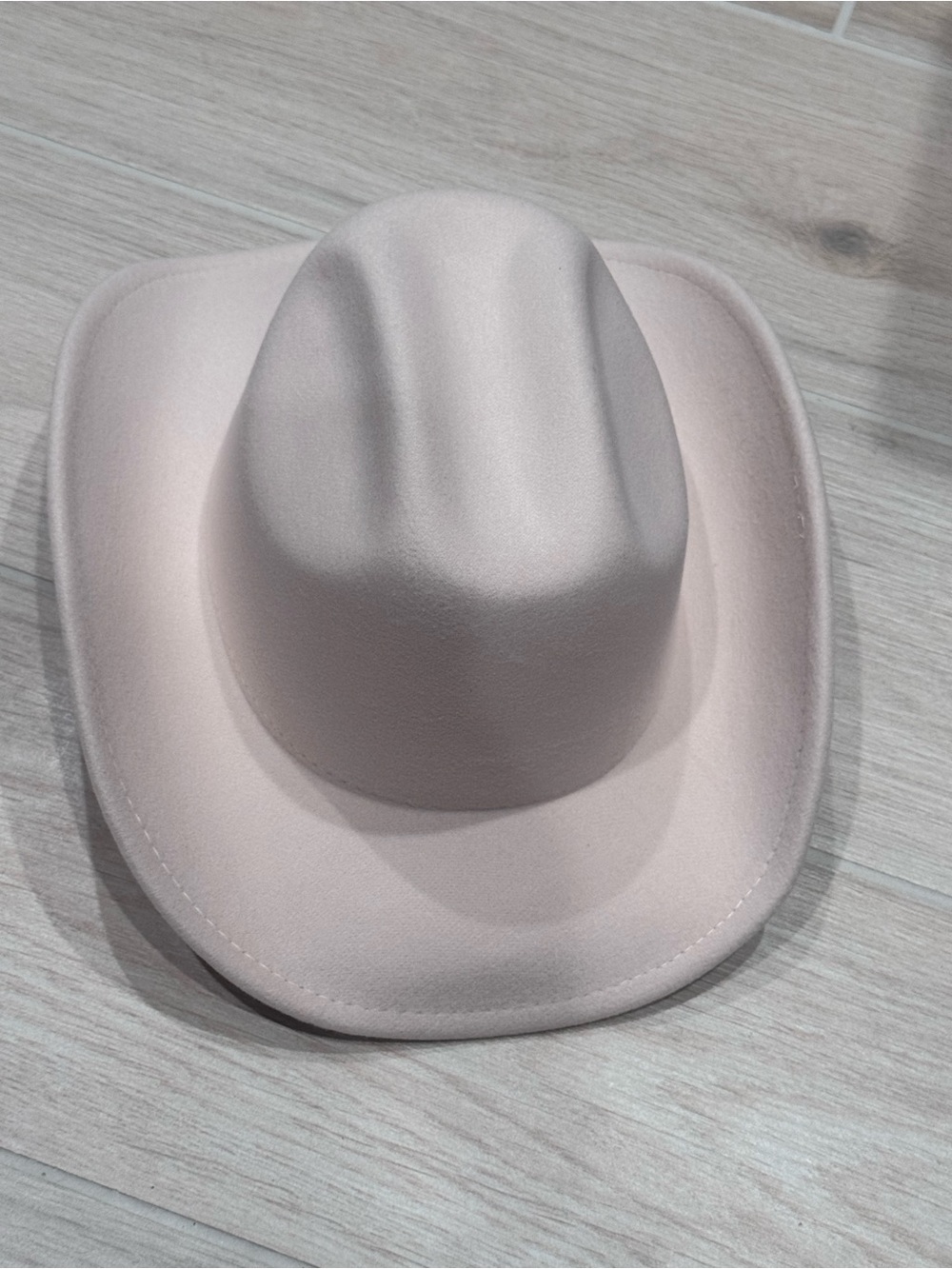 Light Cream Felt Cowboy Hat - Picture 2 of 7